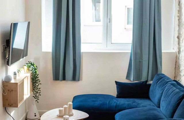 Duplex 2 minutes from the arena and maison carrée