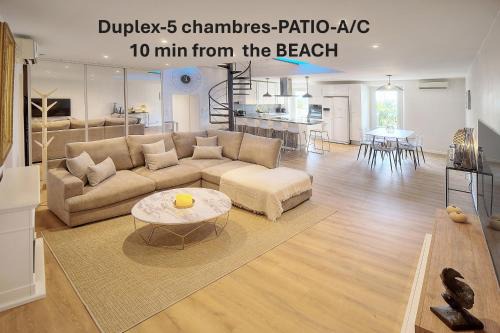 Duplex 5 chambres PATIO, Clémenceau-CENTRE CANNES A5B003