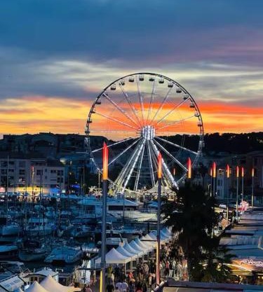 Duplex-HYPER Centre Cap d'Agde - 9 personnes - Vue port et Mer - WIFI