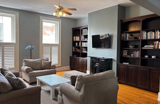 Duvall's Downtown Guest Retreat