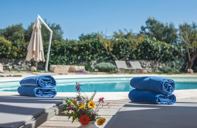 Dwell the almond tree