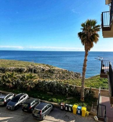 Dyo Adelfia, elegante loft vista mare
