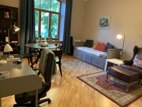 Dzirnavu apartment, free parking