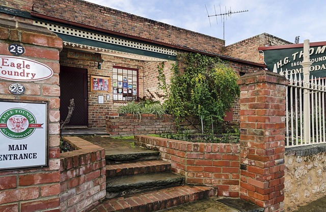 Eagle Foundry Bed & Breakfast (Thomson Suite only)