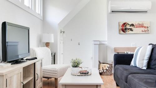 East Nash Hideaway