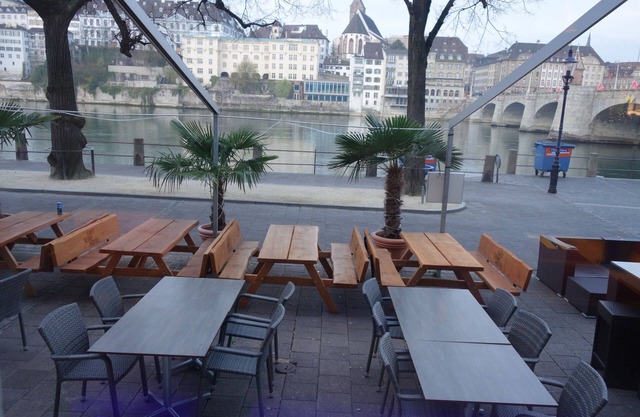 East-West Riverside Hotel