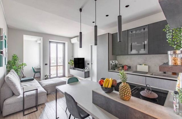 Easylife - Chic and modern one-bedroom apartment with balcony on the Naviglio Gr