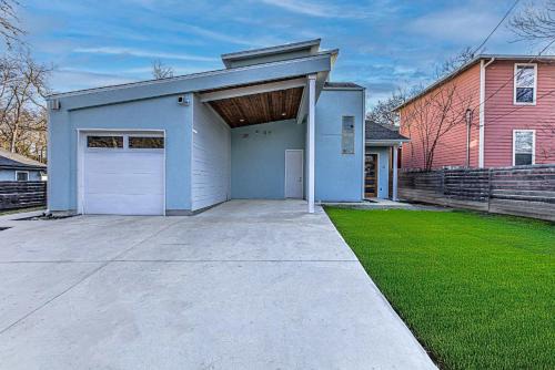 Eclectic 6 BDR for Family of 20 Mins to 6th St & DT