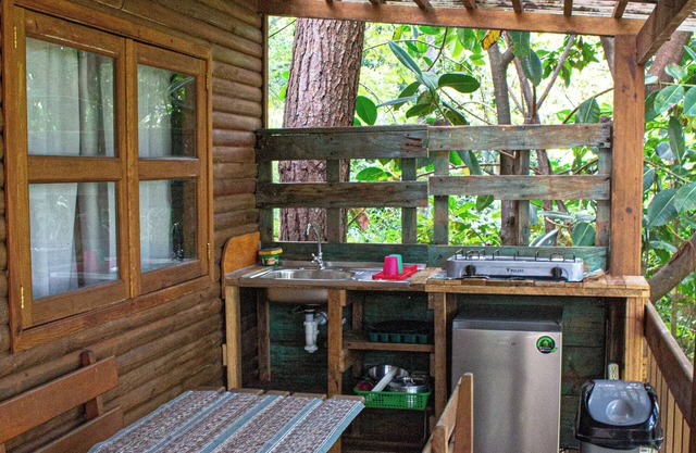 Eco Cabin with Lake View