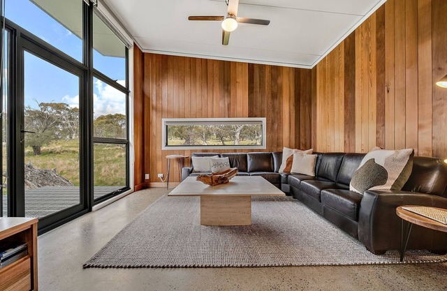 Ecocrackenback 8- Sustainable chalet close to the slopes