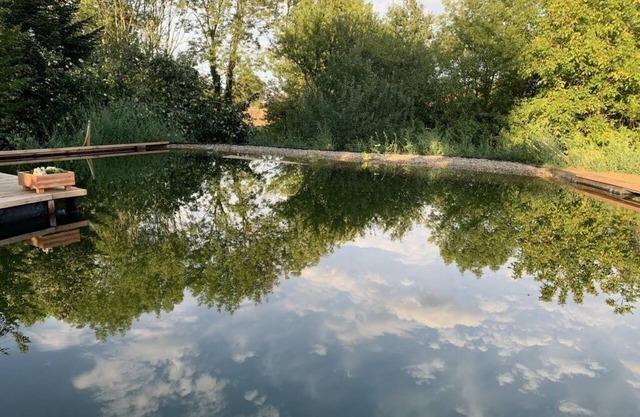 Ecolieu Le Chant du Temps Chambre D'hôtes Piscine Naturelle, Sauna Table D'hôtes