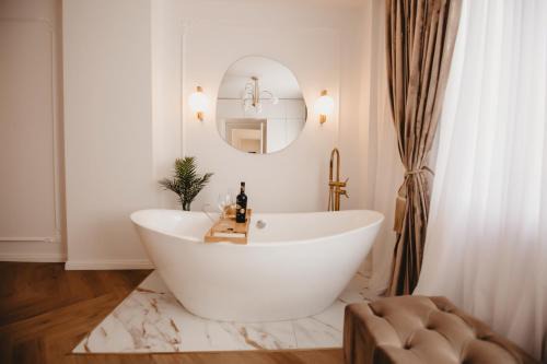 Eden Central Boutique Suites