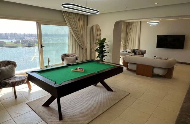 EG-CN-22 Clssic 3BR Nail View