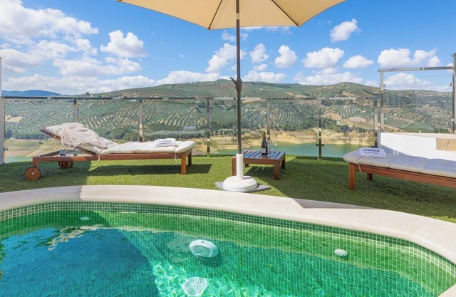 El Arrebol Iznájar by Ruralidays