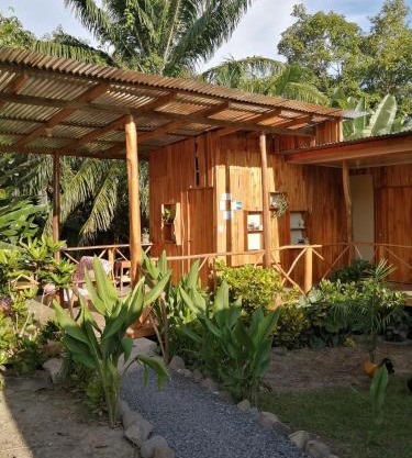 El Gecko Hotel & Tours