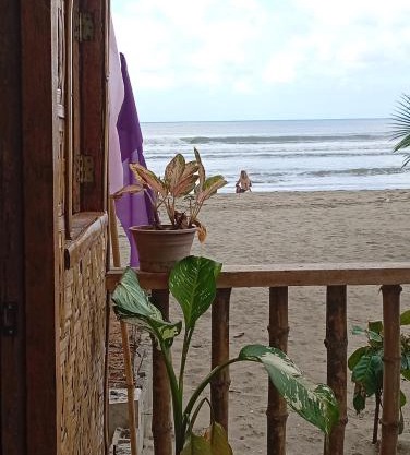 El Hermosa Beach Resort