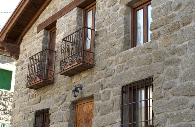 El Mirador del Alberche 1 in Navaluenga, now with 600 megabytes of fiber optics!