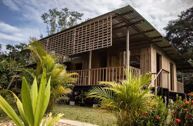 El Nido quiet cabaña with pool and chef