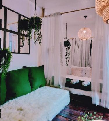 El Nissi Staycation, THE GARDEN CABIN, Enchanted Kingdom