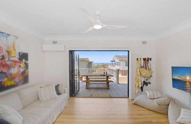 Elanora 1 - Beachfront Unit