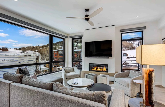 Electric Pass Lodge 408