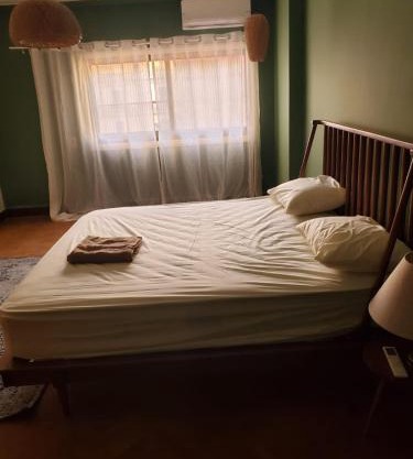 elegant 1 BR apr in the Center of downtown