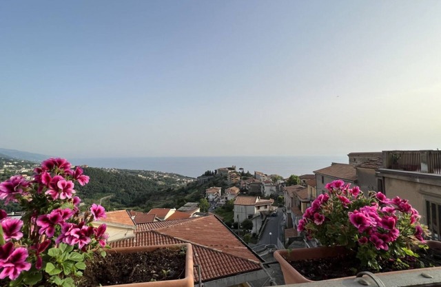 Elegant apartment in the historic center of Fuscaldo