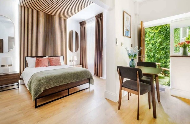 Elegant Flat by Marylebone High St. in the ♥️ of Central London, w/Patio & AC