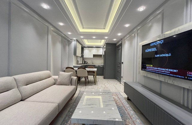 Elegant Flat next to Istanbul Fisekhane & Marmaray Metro Station