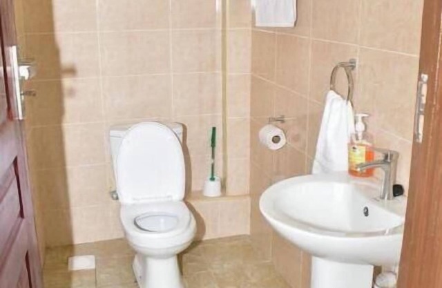 Elegant fully furnished 2bdrm @ 360 Luxury