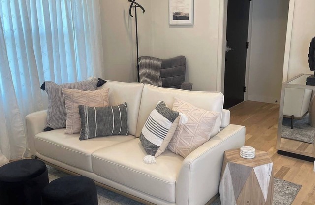 Elegant Modern 2BR Escape with Secure Garage Parking