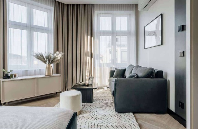 Elegant One-Bedroom Getaway