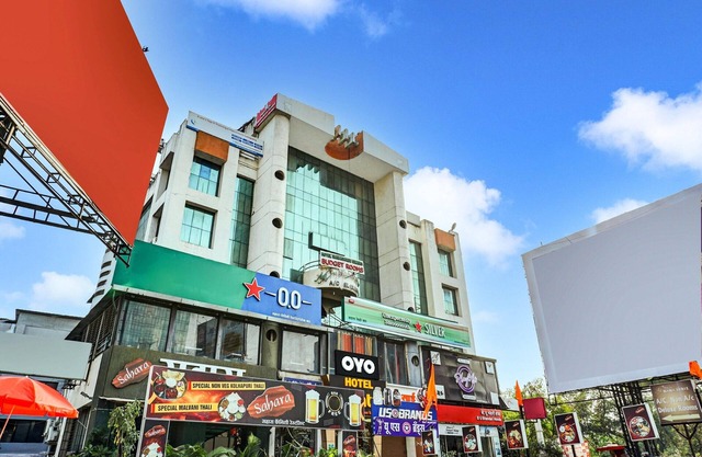 Elegant Stays in Downtown Bangalore