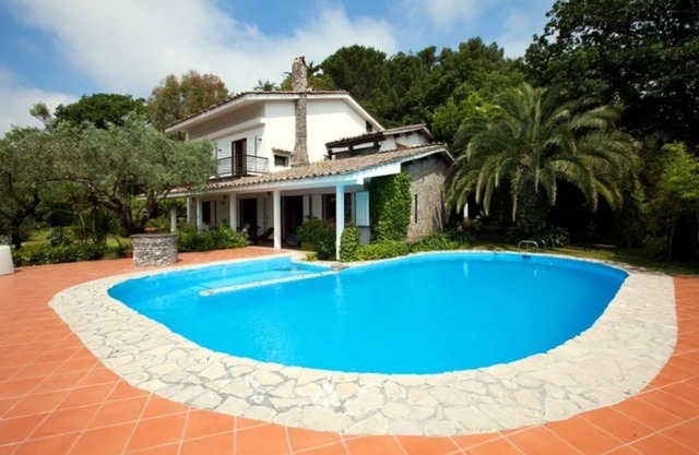Elegant villa at the gates of the divine Amalfi coast with exlusive pool
