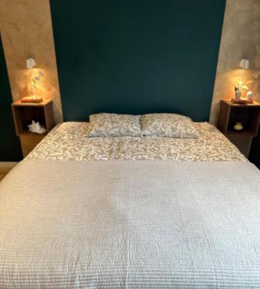 Elegant Villa Studio