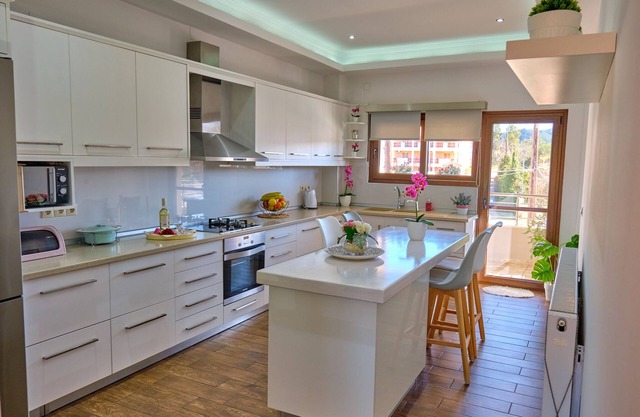 Elena Luxury Suite Agios Stefanos