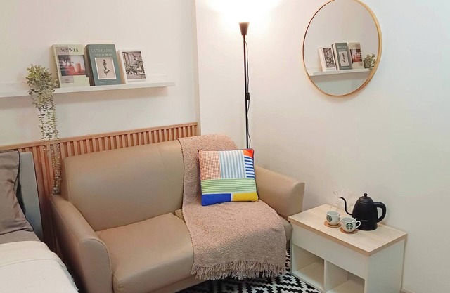 Elio Del Ray Studio walk to BTS Bill included​