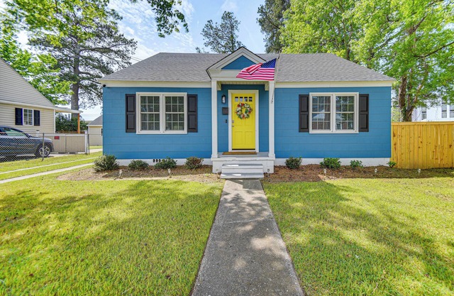 Elizabeth City Abode w/Fenced Yard, Near Downtown