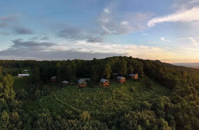 Elk Ridge Cabin – Private Hot Tub & Stunning Views