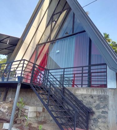 Ella Grand Cabin