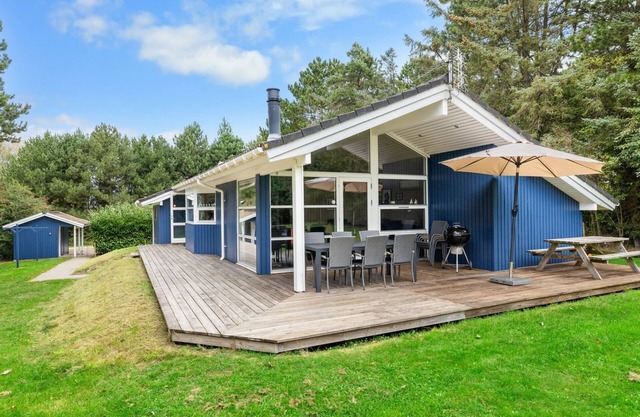 "Ellinor" - 190m from the sea by Interhome