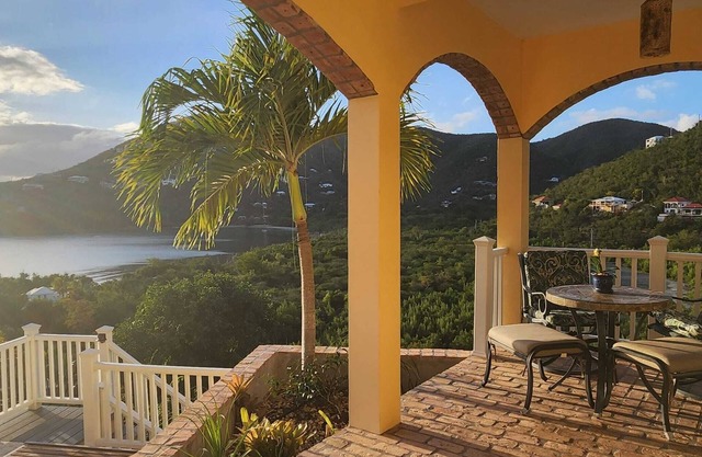 Elysium Villa-Natural Surroundings, Ocean Views, Private Pool!