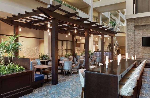 Embassy Suites by Hilton Boston Waltham