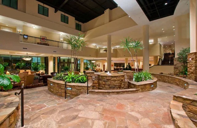 Embassy Suites San Antonio Riverwalk-Downtown