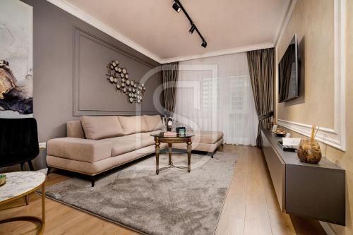 Emerald by Kristal Collection