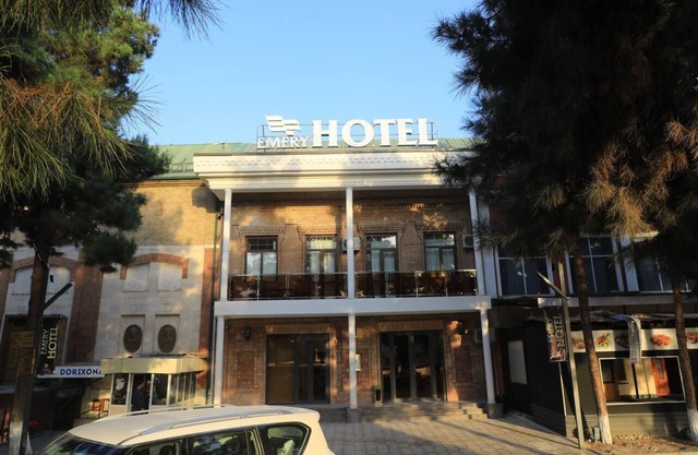 Emery Star Hotel