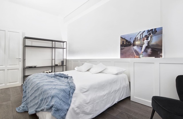 Emilia Suite Express