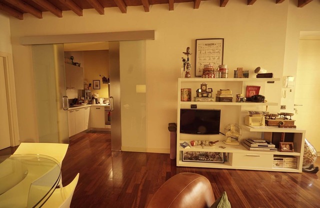 Emotional apartment downtown