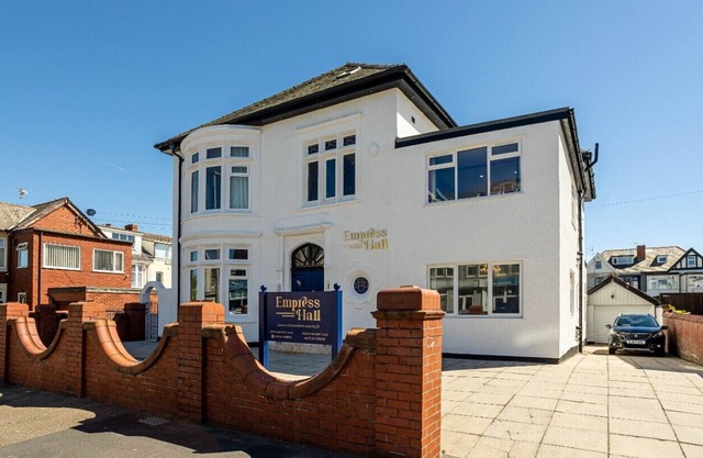 EMPRESS HALL BLACKPOOL - The ultimate large group accommodation in Blackpool