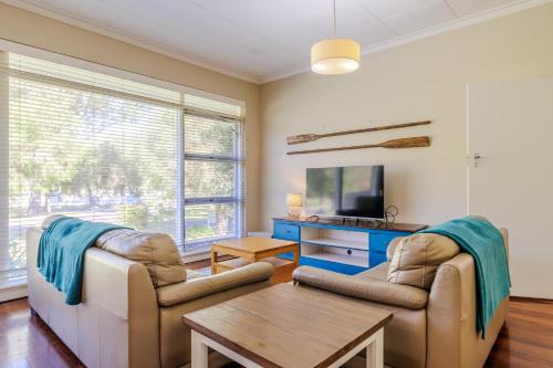 Emu Point Beach Cottages - by the BnB Collection